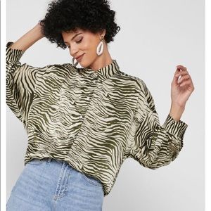 Zebra Print Balloon Sleeve Shirt Animal